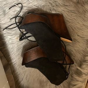 Open toe and heel wedge